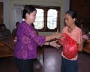 NY. SELLY MANTRA HIMBAU PENDERITA TB TERATUR BEROBAT