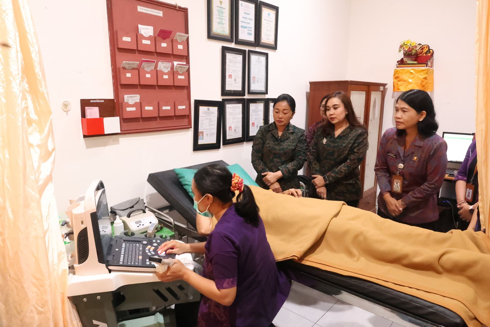 Ny. Antari Jaya Negara Ajak Para Wanita Deteksi Kanker Sejak Dini Lewat Tes IVA