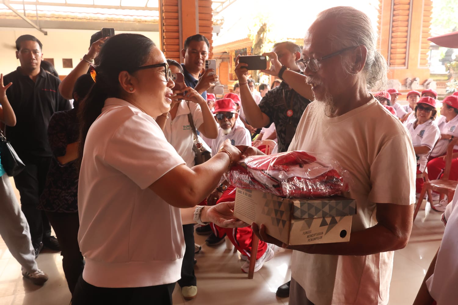 Tingkatkan Layanan Kesehatan Masyarakat, Pemkot Denpasar Gandeng TP PKK Laksanakan Pembukaan Posyandu Paripurna dan Posyandu 6 SPM