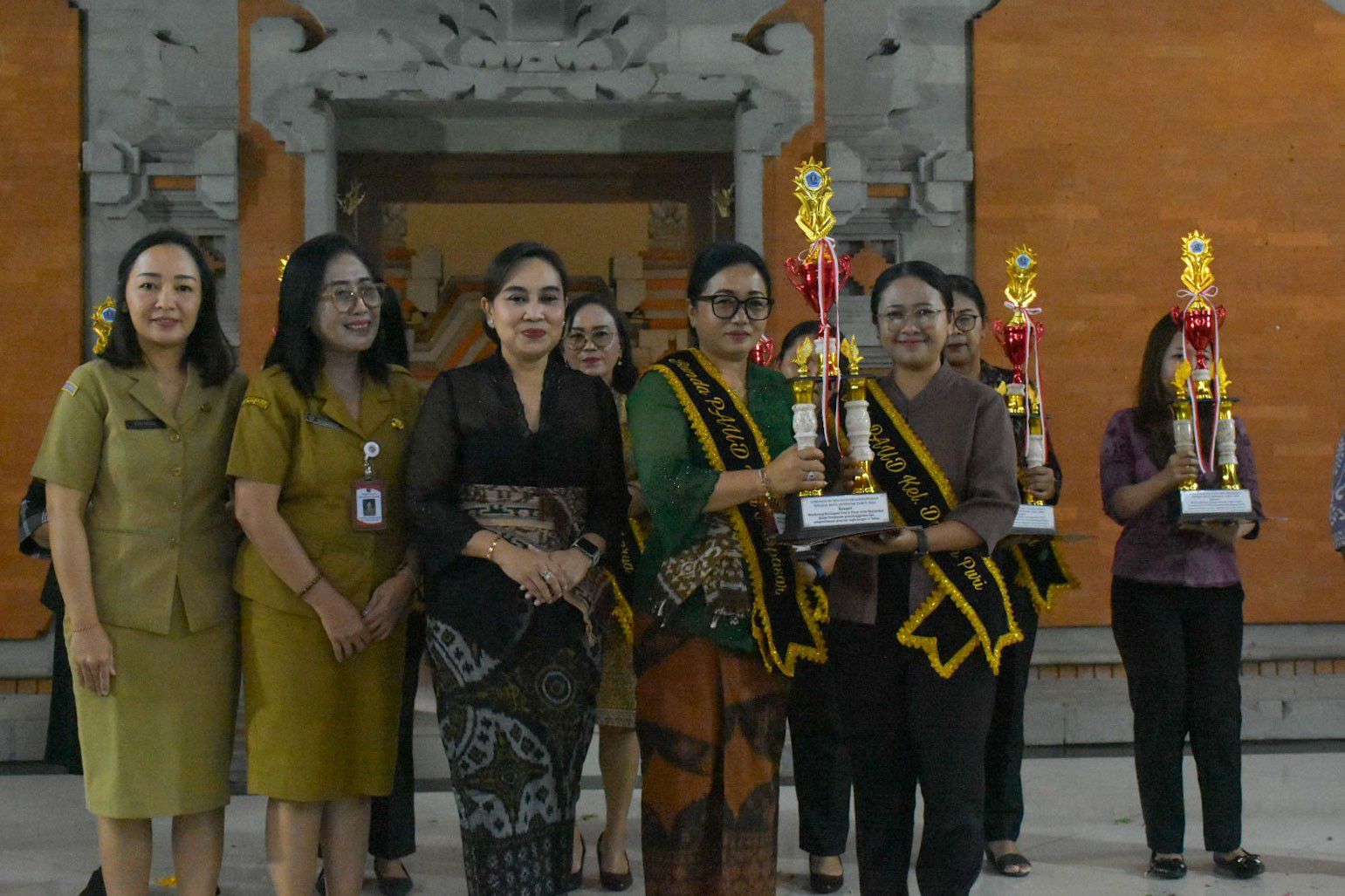 Bunda PAUD Ny. Sagung Antari Jaya Negara Gaungkan PAUD Holistik Integratif,  Komitmen Wujudkan Anak Cerdas, Sehat dan Terlindungi Secara Berkelanjutan